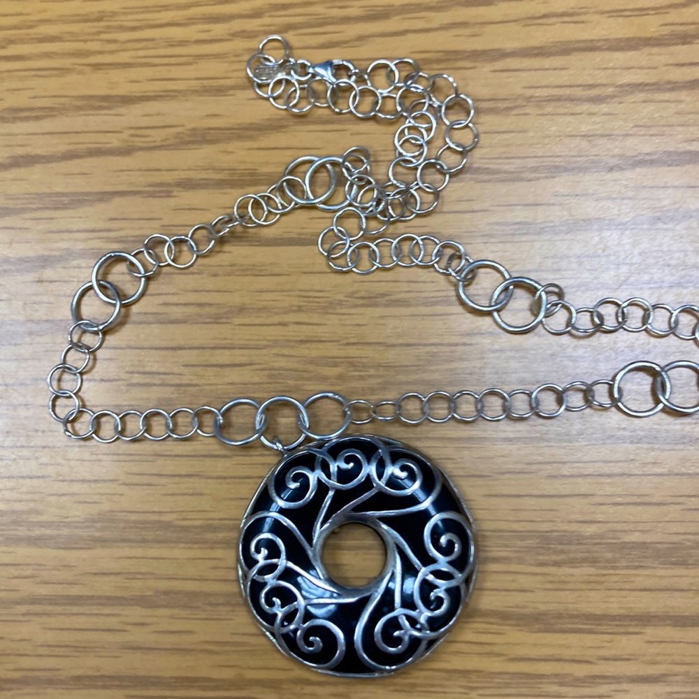 18 inch silver and black onyx necklace